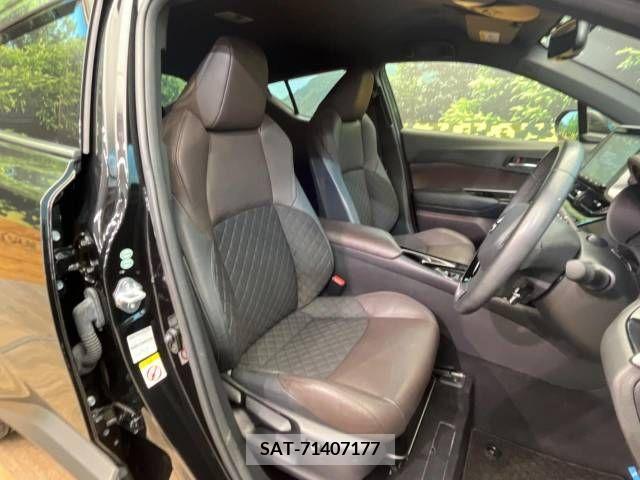 Toyota C-HR 2017-09 264105-9