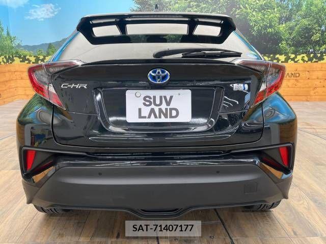 Toyota C-HR 2017-09 264105-15