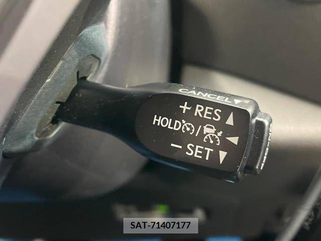 Toyota C-HR 2017-09 264105-5