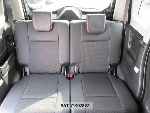 Suzuki SPACIA 2019-10 208280-15