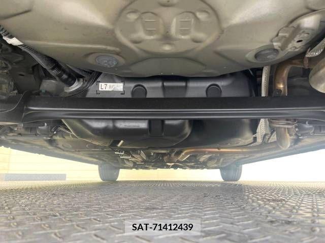 Toyota SPADE 2012-10 313673-19