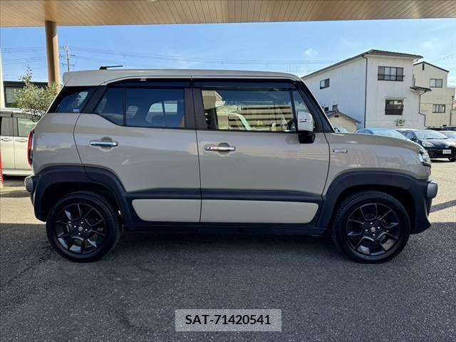 Suzuki X BEE 2018-06 353223-9
