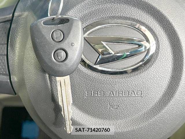 Daihatsu MOVE 2016-06 309357-4