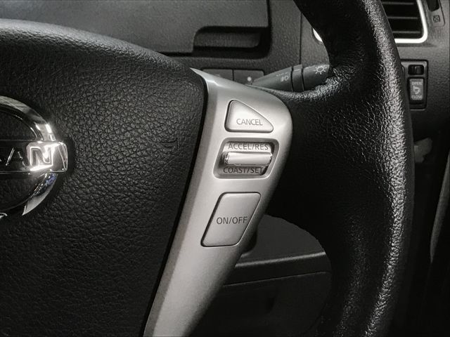 Nissan SERENA 2015-03 186569-21