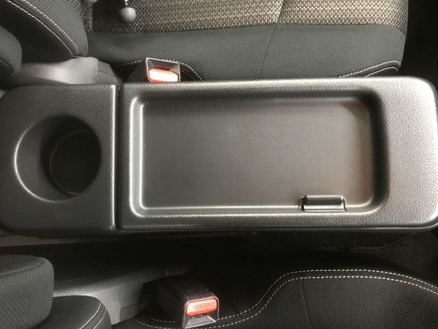 Nissan SERENA 2015-03 186569-28