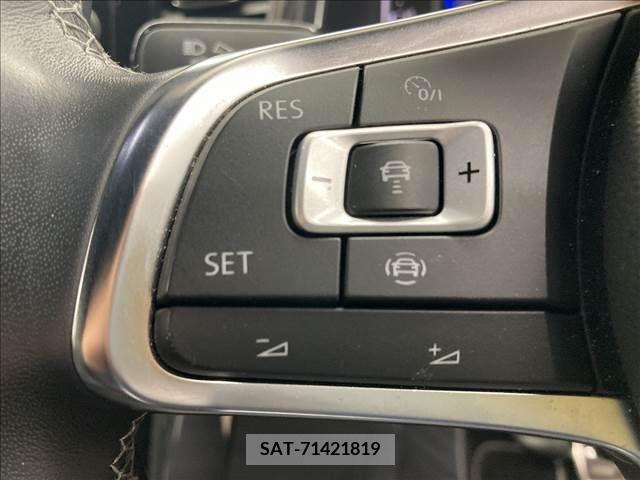 VolksWagen T-ROC 2022-05 325178-5