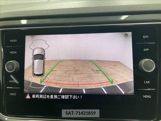 VolksWagen T-ROC 2022-05 325178-4