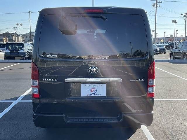 Toyota HIACE VAN 2009-10 196536-12