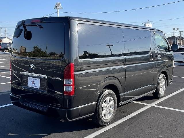 Toyota HIACE VAN 2009-10 196536-15