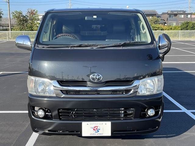 Toyota HIACE VAN 2009-10 196536-11