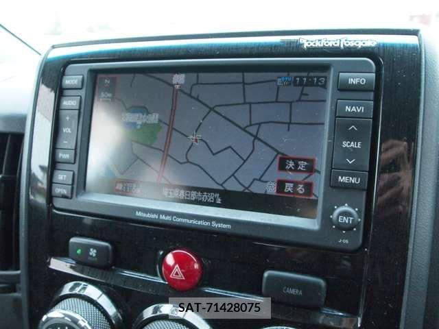 Mitsubishi DELICA D5 2010-07 216514-11