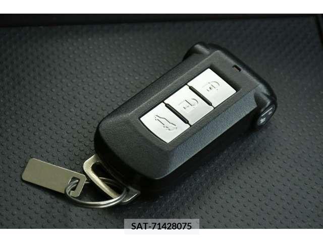 Mitsubishi DELICA D5 2010-07 216514-8