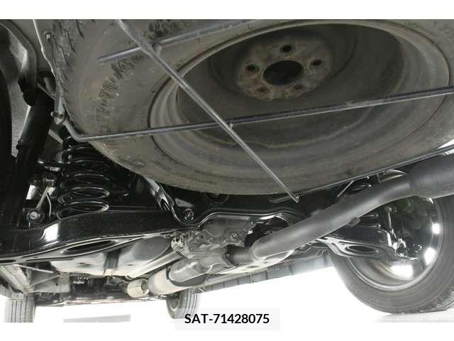 Mitsubishi DELICA D5 2010-07 216514-7