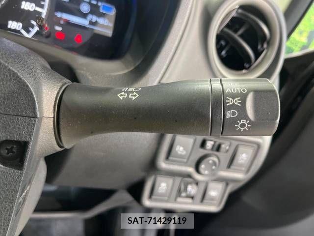 Nissan NOTE 2017-01 280131-7