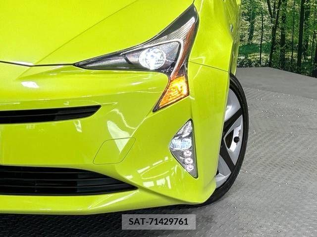 Toyota PRIUS 2015-12 322341-12