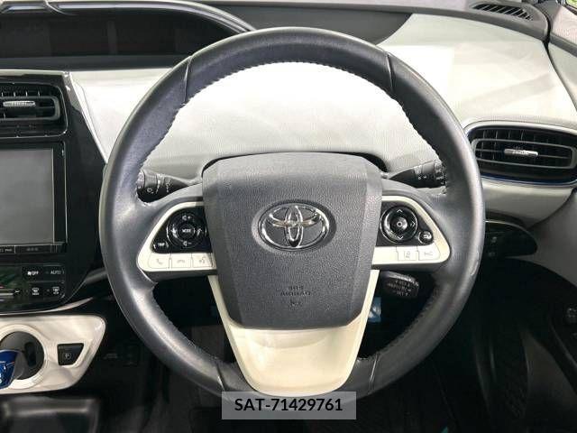 Toyota PRIUS 2015-12 322341-11