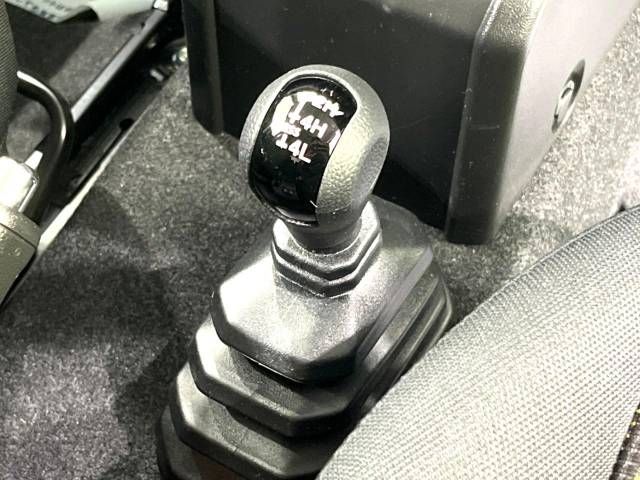 Suzuki JIMNY 2022-11 28076-3