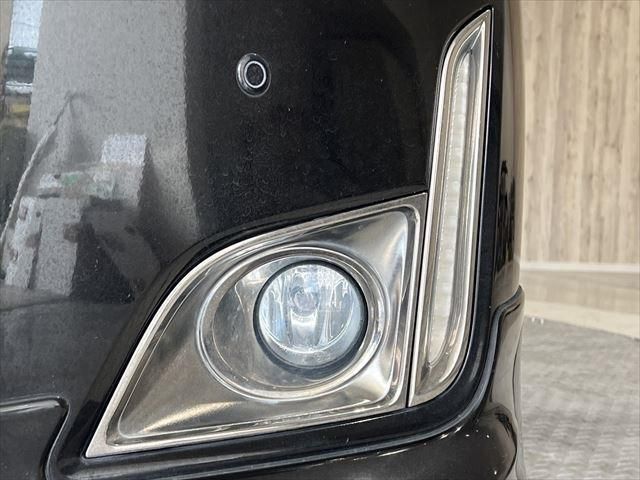 Nissan ELGRAND 2012-09 12802-11