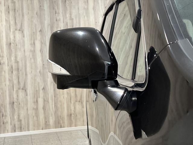 Nissan ELGRAND 2012-09 12802-12