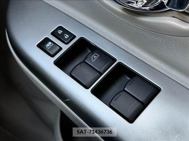 Nissan MARCH 2015-10 326883-17