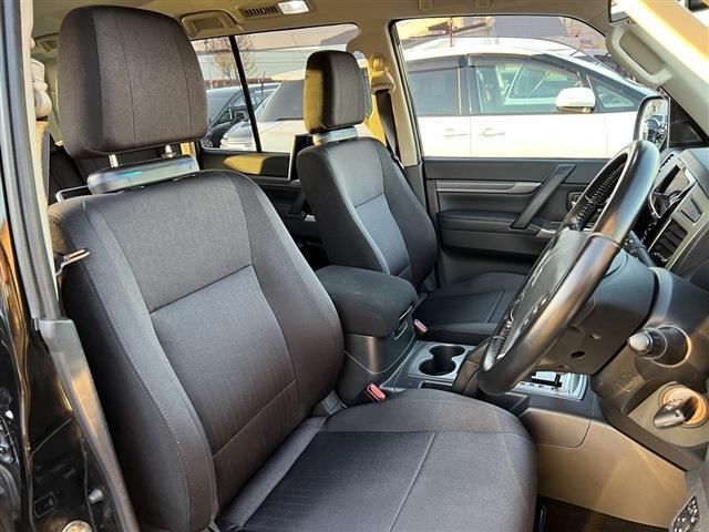 Mitsubishi PAJERO 2017-03 191059-18