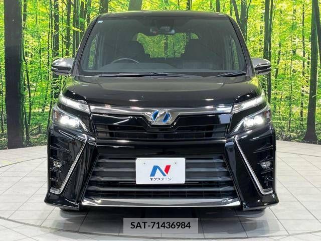 Toyota VOXY HYBRID 2018-07 322823-15
