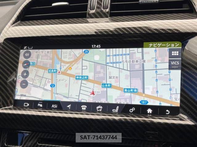 Jaguar XE 2018-03 219959-4