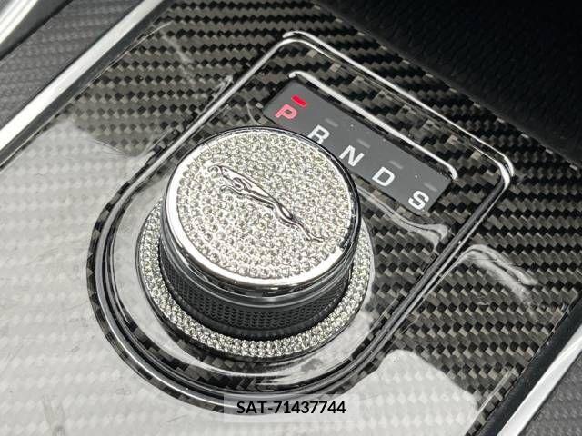 Jaguar XE 2018-03 219959-11