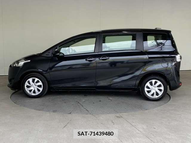 Toyota SIENTA 2018-01 228732-13