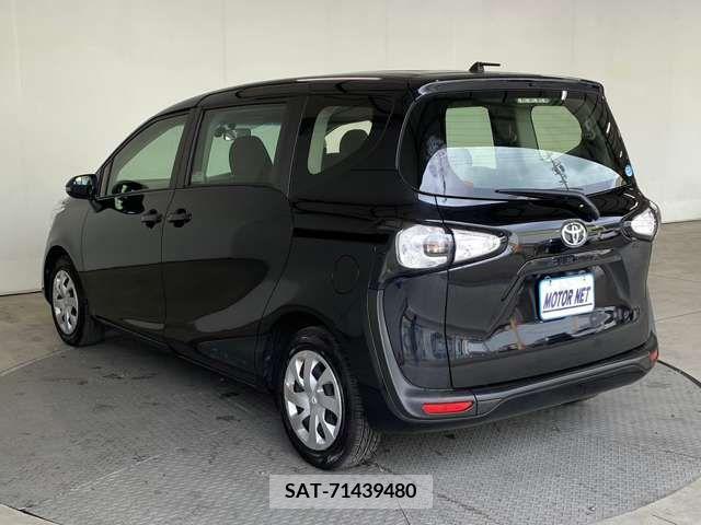Toyota SIENTA 2018-01 228732-12