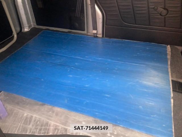 Suzuki EVERY 2004-02 390725-10