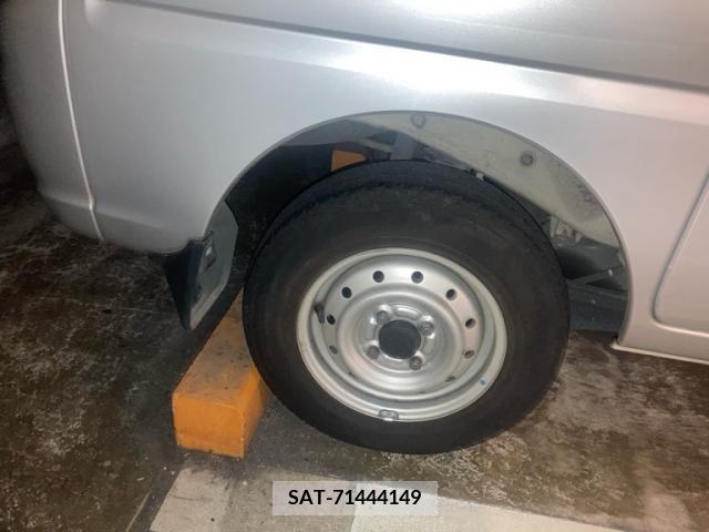 Suzuki EVERY 2004-02 390725-4