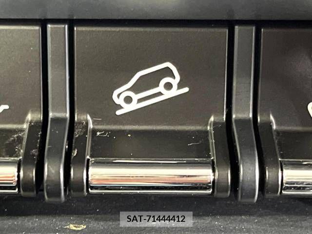 Suzuki HUSTLER 2015-08 361681-6