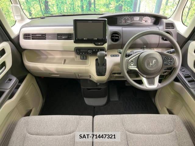 Honda N BOX 2017-11 306942-1
