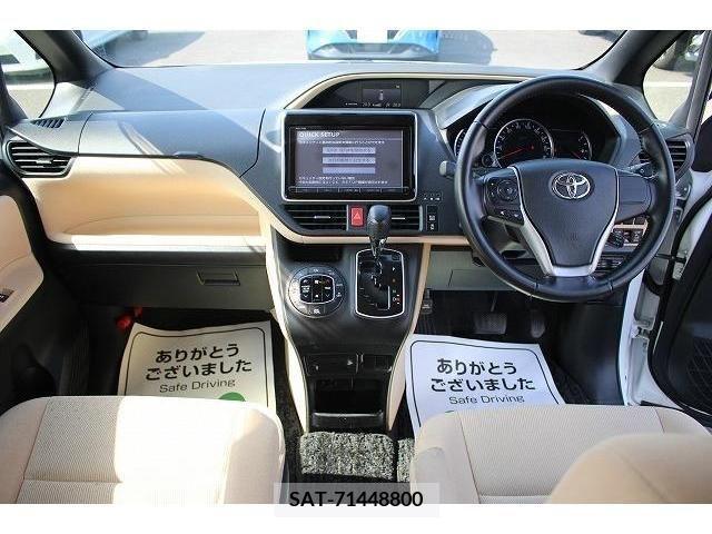 Toyota NOAH 2014-04 230061-14