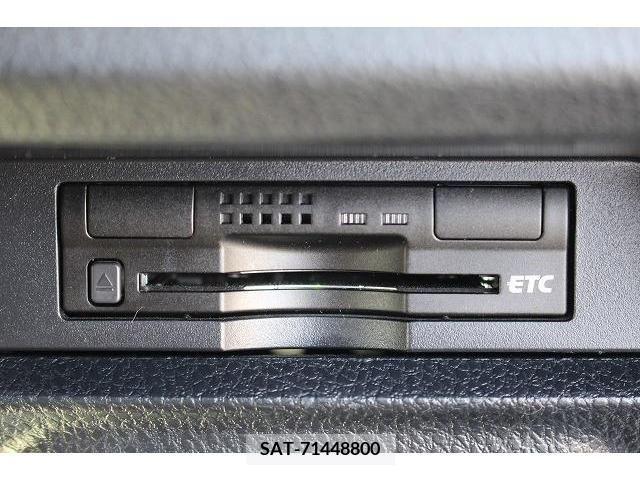 Toyota NOAH 2014-04 230061-3
