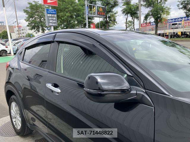 Honda VEZEL 2017-12 369938-29