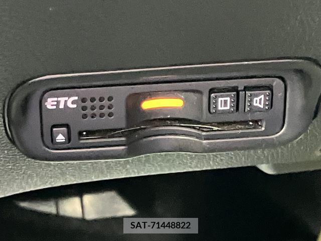 Honda VEZEL 2017-12 369938-15