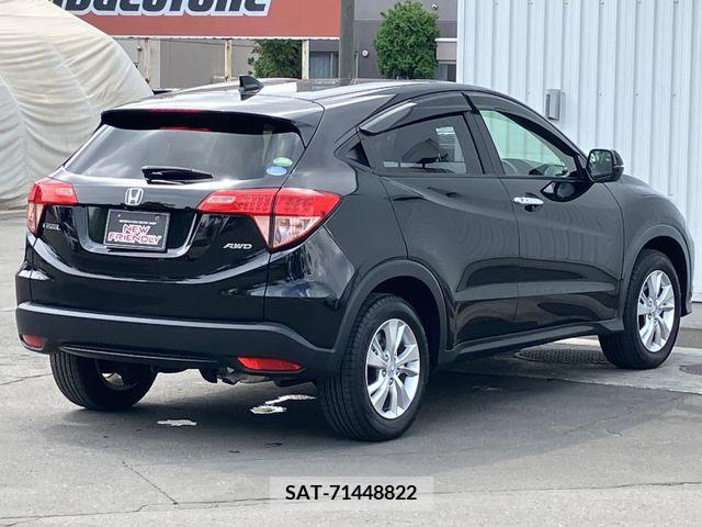 Honda VEZEL 2017-12 369938-23