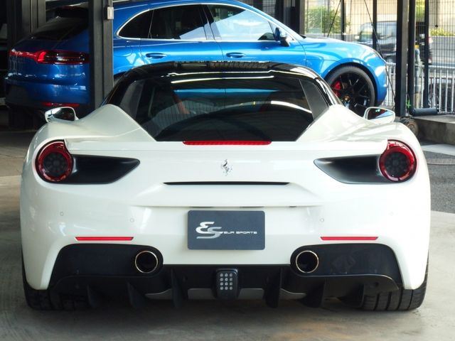 Ferrari 488 GTB 2016-09 417-5