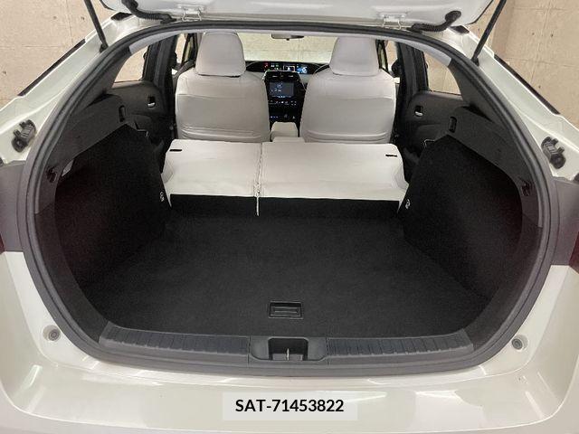Toyota PRIUS 2019-10 366520-7