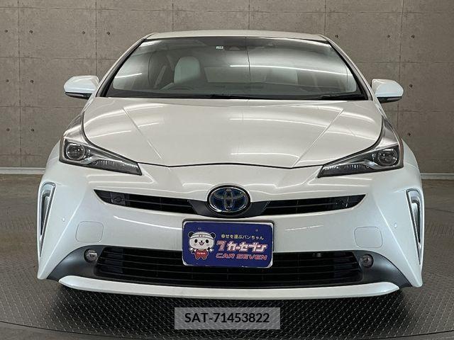 Toyota PRIUS 2019-10 366520-8