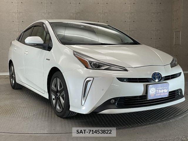 Toyota PRIUS 2019-10 366520-9