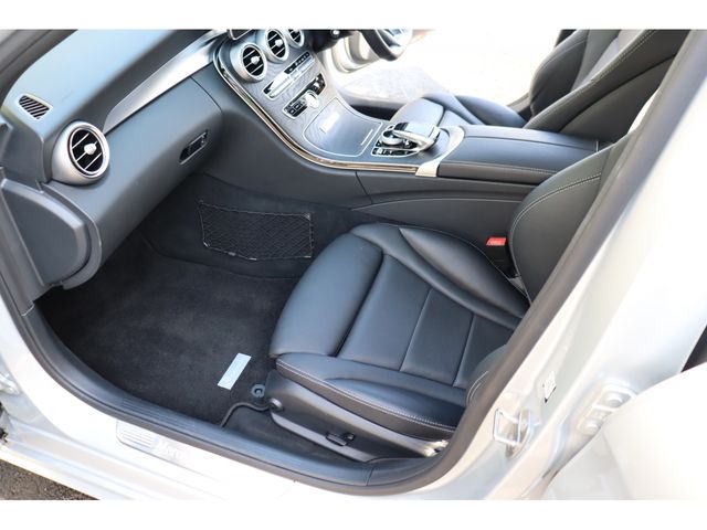 Mercedes Benz C-CLASS 2018-01 28096-5