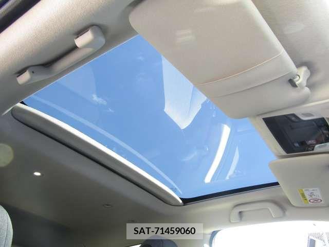 Honda e 2021-05 217341-10