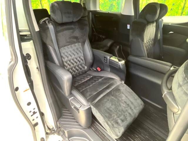 Toyota ALPHARD 2015-04 10944-8