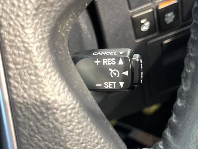 Toyota ALPHARD 2015-04 10944-5