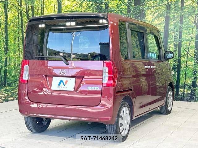 Daihatsu TANTO 2017-08 369286-17