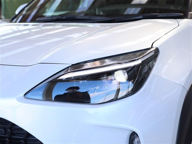 Toyota YARIS CROSS 2022-10 195812-7