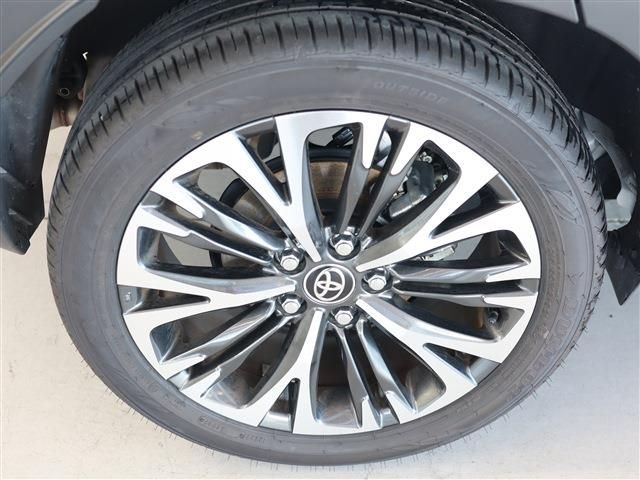 Toyota YARIS CROSS 2022-10 195812-9